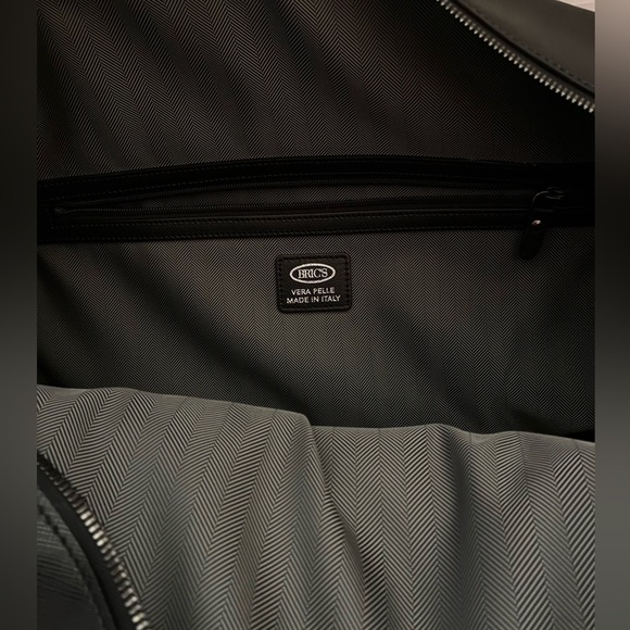 NWT Bric’s Milano Vareze Black Holdall Vera Pelle Weekender Bag Made in Italy - Picture 10 of 15